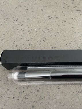 IL MAKIAGE concealer blending brush #140 - NEW IN BOX